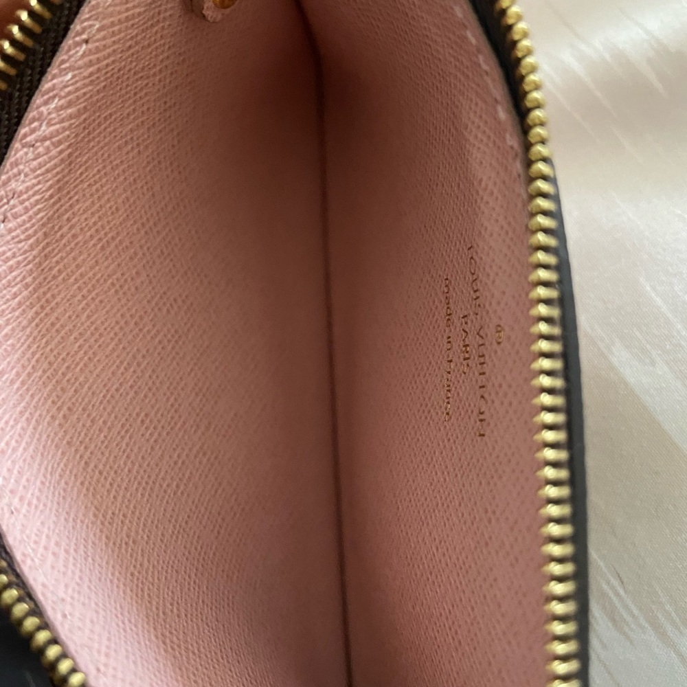 SOLD Louis Vuitton Recto Verso wallet - Picture 11 of 13